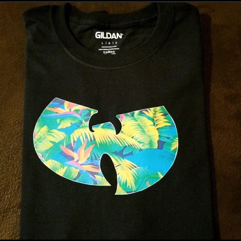 Hawaiian Wu-Tang Shirt!(Unisex)
